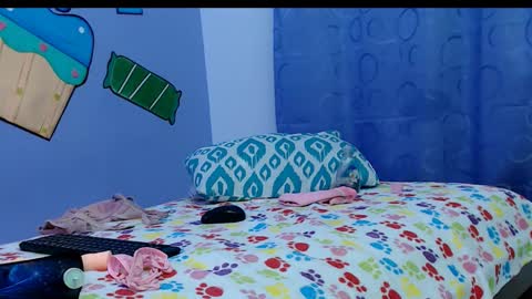 Snapshot of celesteskinny18 chatting on 26, 9, 2025 celeste online show from 26, 9, 2025
