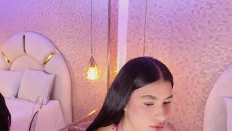 celestte_sm online show from 8, 6, 2026