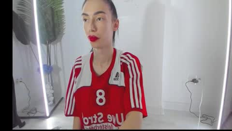 Snapshot of celine_roxelle chatting on 12, 11, 2025 Celine Roxelle online show from 12, 11, 2025