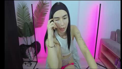 Snapshot of celine_roxelle chatting on 15, 11, 2025 Celine Roxelle online show from 15, 11, 2025