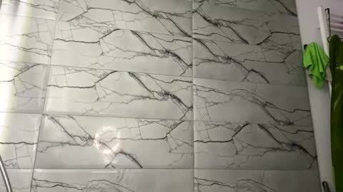 Snapshot of celine_roxelle chatting on 4, 12, 2025 Celine Roxelle online show from 4, 12, 2025