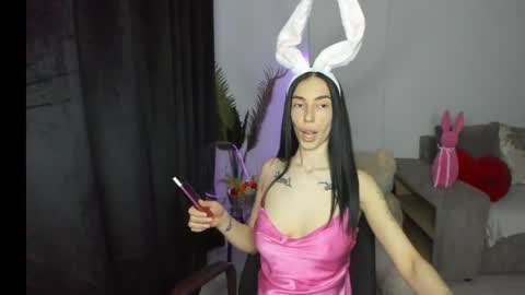 Celine Roxelle online show from 1, 4, 2026