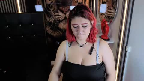 Snapshot of cerecita_02 chatting on 9, 5, 2026 Cerecita online show from 9, 5, 2026