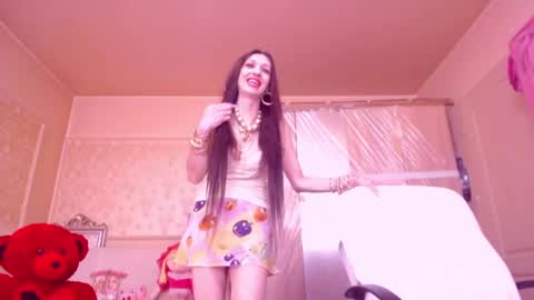 Cerise online show from 9, 2, 2025