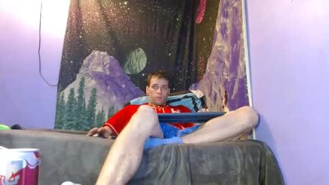 Snapshot of cguffey2284 chatting on 1, 1, 2025 cguffey2284 online show from 1, 1, 2025