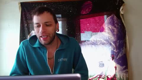 Snapshot of cguffey2284 chatting on 5, 2, 2025 cguffey2284 online show from 5, 2, 2025