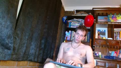 Snapshot of cguffey2284 chatting on 2, 3, 2025 cguffey2284 online show from 2, 3, 2025