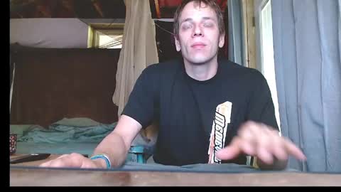 Snapshot of cguffey2284 chatting on 16, 5, 2026 cguffey2284 online show from 16, 5, 2026