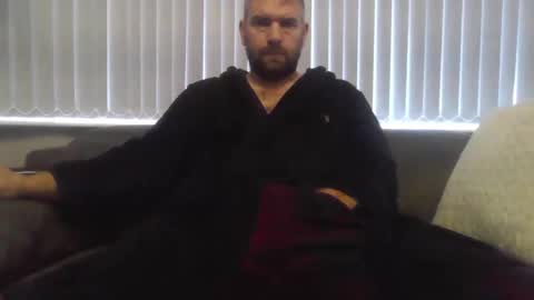 ch33ky85 online show from 27, 11, 2025