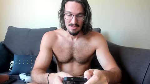 Snapshot of chadpowerz chatting on 24, 4, 2026 Lydong online show from 24, 4, 2026