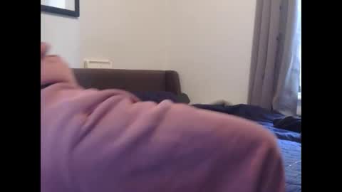 Snapshot of chainnballz chatting on 18, 12, 2025 ChainNballzz online show from 18, 12, 2025