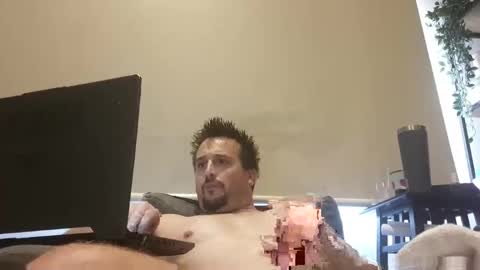 champagneandbitches online show from 18, 3, 2026