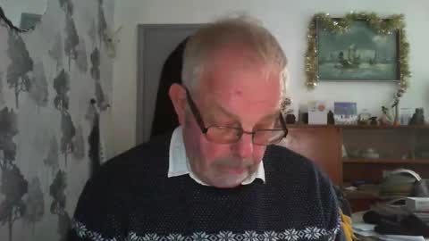 Snapshot of champers37 chatting on 22, 12, 2024 Champers online show from 22, 12, 2024