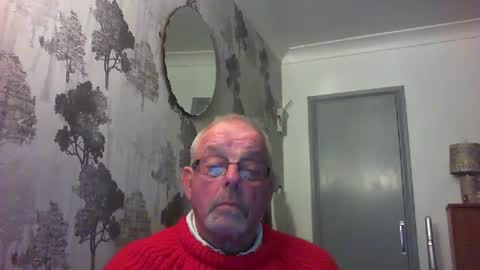 Snapshot of champers37 chatting on 4, 1, 2025 Champers online show from 4, 1, 2025