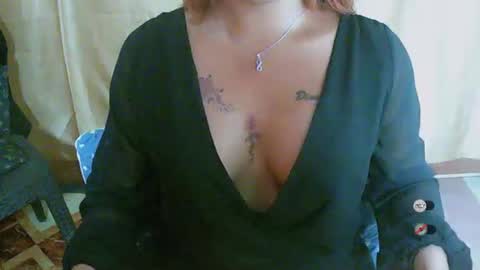 Snapshot of chanda_slut chatting on 25, 2, 2025 chanda slut online show from 25, 2, 2025