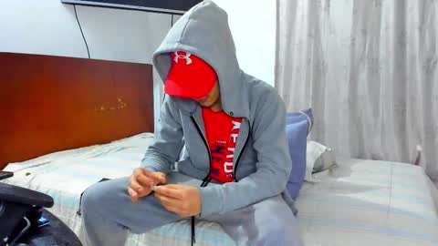 Snapshot of chandler_kenji chatting on 29, 11, 2025 Kenji online show from 29, 11, 2025