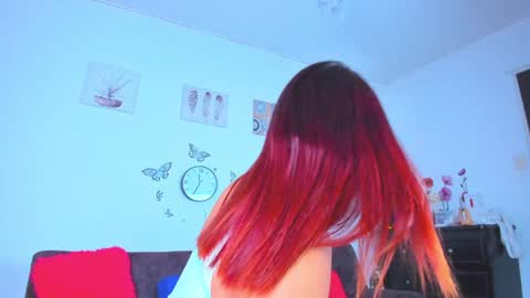  Chanel Parker  online show from 7, 2, 2025