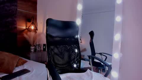 C H A N E L online show from 8, 3, 2025