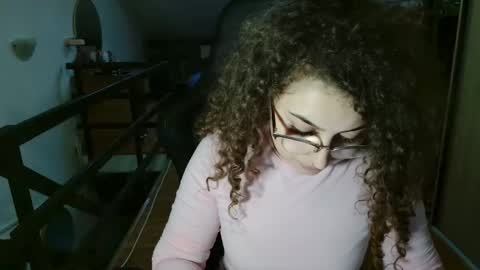 Stephanieblisss online show from 2, 3, 2026
