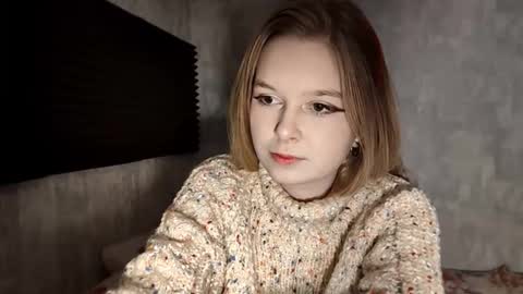 Snapshot of chanelledroz chatting on 18, 12, 2025 Lia online show from 18, 12, 2025