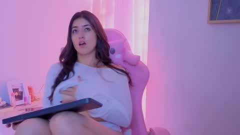 Snapshot of chanellgv chatting on 26, 11, 2025 Chanell online show from 26, 11, 2025