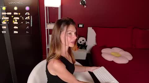 Snapshot of chaneltheron chatting on 27, 4, 2026 Anastasia online show from 27, 4, 2026