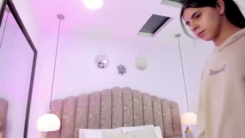 Snapshot of channel_sofia chatting on 7, 7, 2026 Channel Sofia online show from 7, 7, 2026