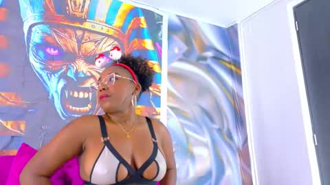 Snapshot of channelcroix chatting on 9, 11, 2025 channelcroix online show from 9, 11, 2025