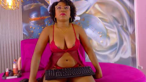 Snapshot of channelcroix chatting on 18, 11, 2025 channelcroix online show from 18, 11, 2025