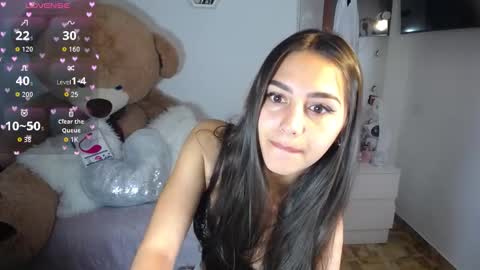 Snapshot of channelrose_1 chatting on 23, 10, 2025 Isabella online show from 23, 10, 2025