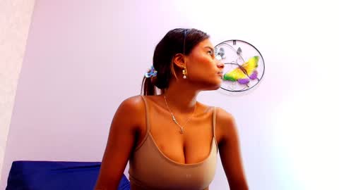 Snapshot of chantal_taylor_ chatting on 24, 9, 2025 Raquel online show from 24, 9, 2025