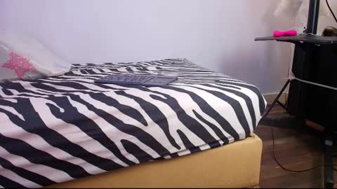 Snapshot of chantal_taylor_ chatting on 17, 10, 2025 Raquel online show from 17, 10, 2025