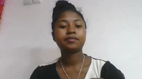 Snapshot of chantale483461 chatting on 1, 7, 2026 chantale483461 online show from 1, 7, 2026
