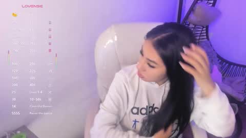 Snapshot of chantall_valkoba chatting on 24, 11, 2025 Chantall online show from 24, 11, 2025