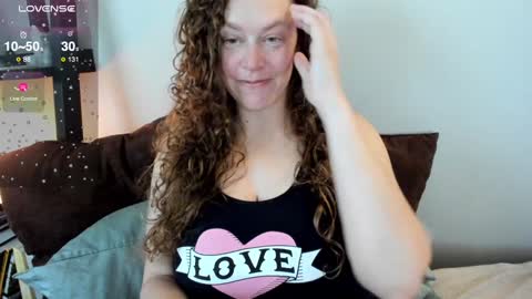 Snapshot of chantarra chatting on 9, 3, 2025 Chantarra Chant Chanty C Lady C please not baby babe BB or other pet names online show from 9, 3, 2025