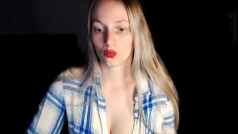 Snapshot of chanti_lovee chatting on 14, 6, 2026 We Vibe Device that vibrates at the sound of Tips and makes me wet. vibe lush edging daddy lovense online show from 14, 6, 2026