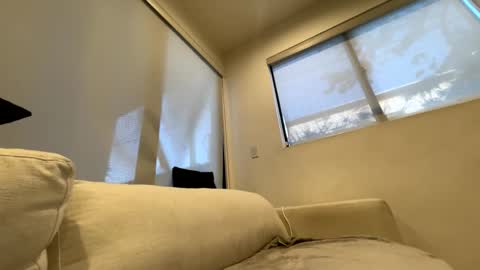 Snapshot of charismasweets chatting on 5, 10, 2025 charismasweets online show from 5, 10, 2025