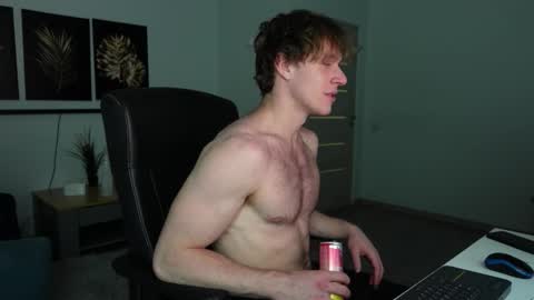 Snapshot of charles_dreams chatting on 27, 11, 2025 CHARLES DREAMS online show from 27, 11, 2025