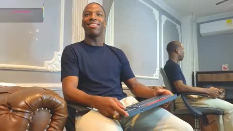 charlesbrown_ online show from 22, 12, 2025