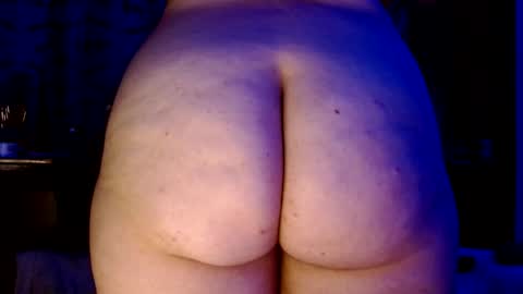 Snapshot of charlie_baker_ chatting on 2, 10, 2025 . . online show from 2, 10, 2025