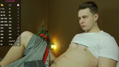 Snapshot of charlie_smiley chatting on 27, 12, 2024 Charlie Smiley online show from 27, 12, 2024