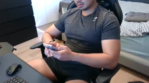 charliekkw online show from 25, 9, 2025