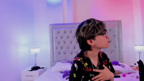 Snapshot of charlietaylorr__ chatting on 28, 1, 2025 Charlie online show from 28, 1, 2025