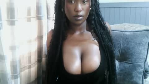 Snapshot of charllette chatting on 16, 6, 2026 charllette online show from 16, 6, 2026