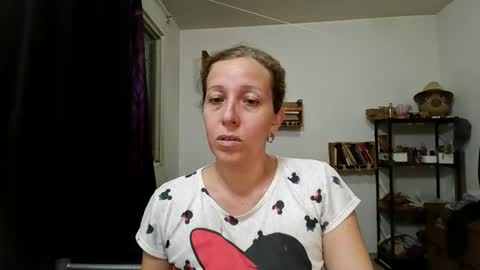 Snapshot of charlot_ponze chatting on 8, 7, 2026 charlott online show from 8, 7, 2026