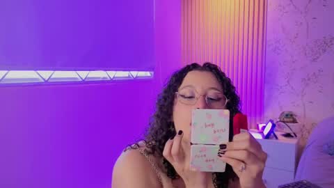 Snapshot of charlote__miller chatting on 22, 4, 2026 You honey online show from 22, 4, 2026