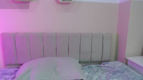 Snapshot of charlothe_dumont chatting on 19, 6, 2026 charlothe_dumont online show from 19, 6, 2026