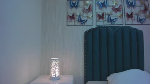 Snapshot of charlotte__08 chatting on 24, 12, 2024 Charlotte online show from 24, 12, 2024