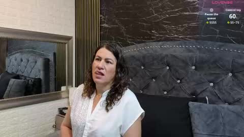 Snapshot of charlotte__g chatting on 22, 4, 2026 charlotte online show from 22, 4, 2026