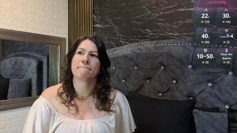 Snapshot of charlotte__g chatting on 27, 4, 2026 charlotte online show from 27, 4, 2026